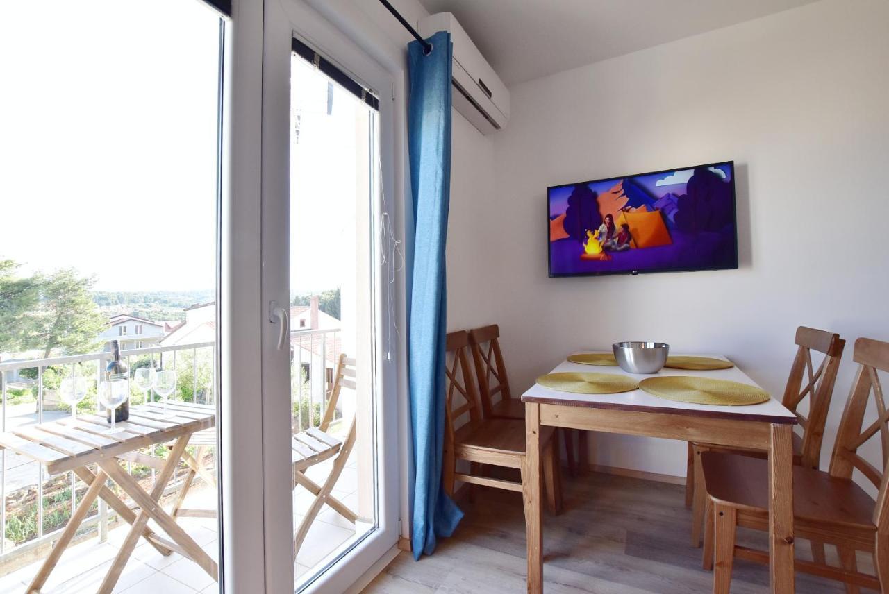 Olive Tree Apartment Stari Grad  Exterior photo