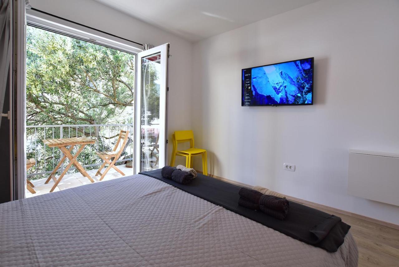 Olive Tree Apartment Stari Grad  Exterior photo